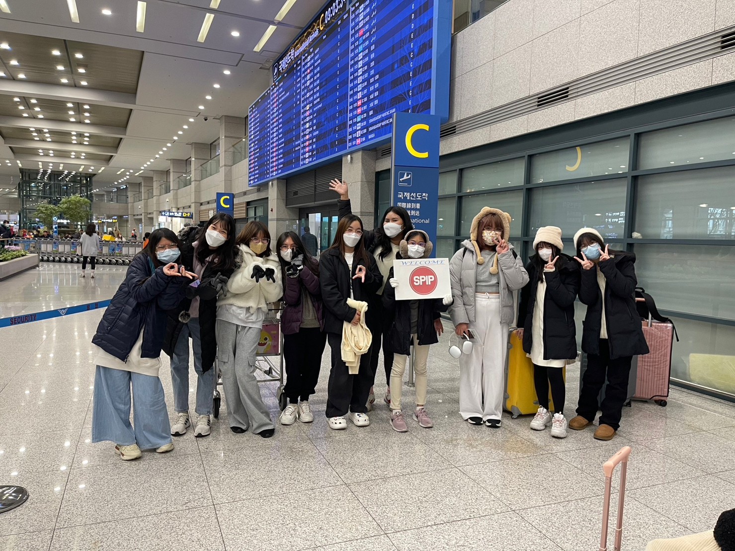 LINE_ALBUM_Korea -cultural exchange camp_230527_8